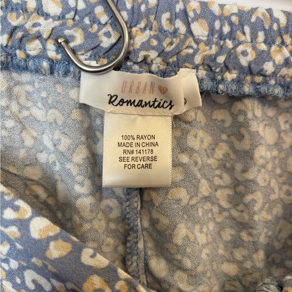 Urban Romantics wrap skirt - cheetah print medium 12.5” waist but adjustable - Picture 3 of 5